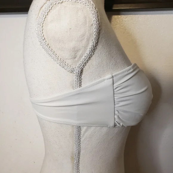 Victoria's Secret Anchor Bikini Top - Picture 4 of 7